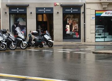 spain/pamplona/shop/roberto-verino