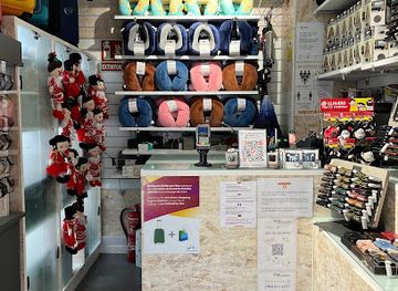 spain/palma-de-mallorca/shop/superskunk-mallorca