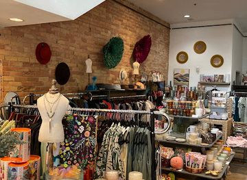 colorado/glenwood-springs/shop/bleu-door-boutique