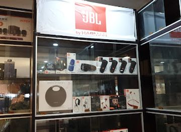 bhutan/thimphu/shop/chunkuz-store