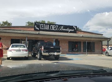 louisiana/bayou-lafourche/shop/cedar-chest-boutique