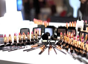 kyrgyzstan/bishkek/shop/avon