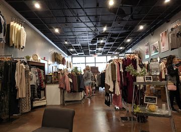 south-dakota/sioux-falls/falls-park/shop/heritage-boutique