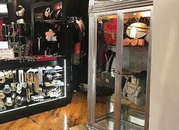 virginia/danville/shop/glitz-glamour-boutique