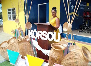 curacao/barber/shop/peng-hong-minimarke