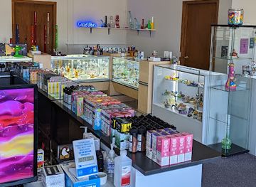 arkansas/petit-jean-state-park/shop/pipe-dreams-llc