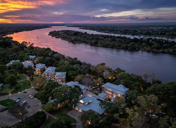 zimbabwe/zambezi-valley/shop/palm-river-hotel