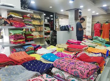 nepal/kathmandu/shop/lavanyaz-the-fashion-studio