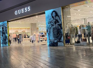mexico/monterrey/valle-oriente/shop/guess-punto-valle