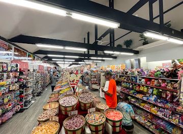 missouri/southeast-missouri/shop/redmon-s-candy-factory