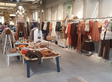 spain/almeria/shop/centro-comercial-torrecardenas