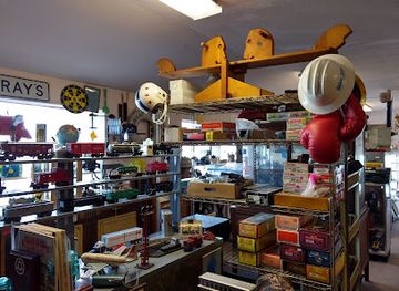 california/martinez/shop/antique-corner