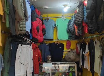 nepal/bhaktapur/shop/bolachhen