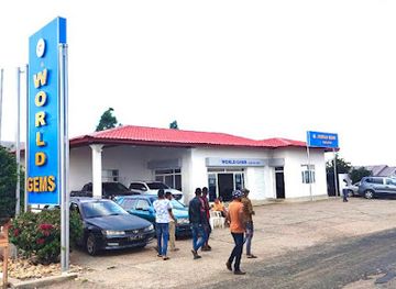 madagascar/isalo-national-park/shop/the-world-gems-sakaviro-madagascar