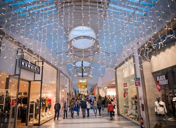 italy/pompeii/shop/centro-commerciale-la-cartiera