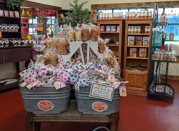 pennsylvania/pocono-mountains/shop/gram-ma-s-country-corner-llc