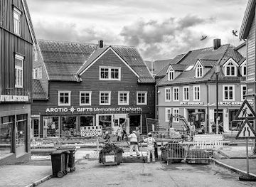 norway/northern-norway/shop/intrepid-arctic-gifts-souvenirs-tours