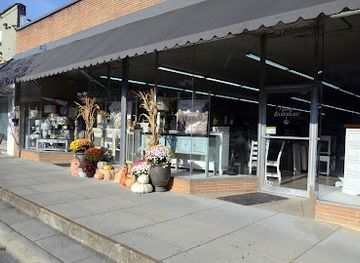 alabama/lake-guntersville/shop/ramsey-s-furniture
