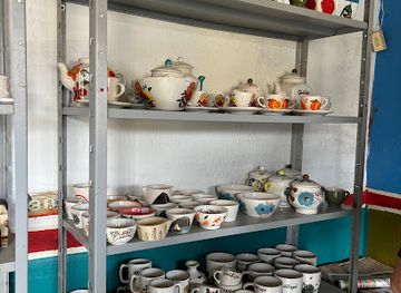 colombia/guatape/shop/ceramicas-guatape