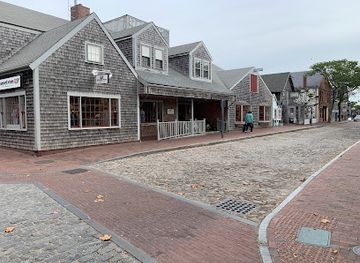 massachusetts/nantucket-county/shop/vineyard-vines