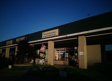 tennessee/oak-ridge/shop/grove-shopping-center