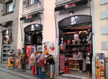 spain/madrid/shop/travel-corner