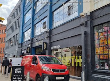 united-kingdom/birmingham/digbeth/shop/ridding-wynn