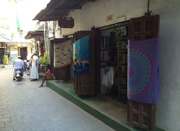 tanzania/zanzibar-archipelago/shop/halai-s-zanzibar