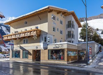 austria/solden/shop/bogner-store-solden