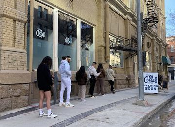 canada/winnipeg/exchange-district/shop/the-collab-shop