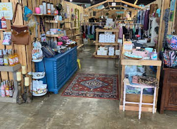 alabama/dismals-canyon/shop/the-market