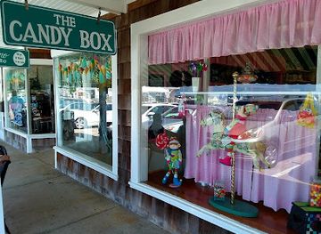 rhode-island/watch-hill/shop/the-candy-box