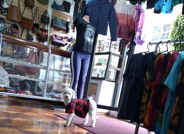 ecuador/otavalo/shop/shaddai-original