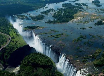 zambia/victoria-falls/shop/guided-tour-of-victoria-falls