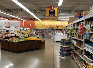 illinois/evanston/shop/main-street-marketplace