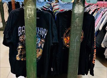 solomon-islands/guadalcanal/shop/tropical-shop