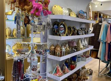 morocco/sais/shop/moroccan-souvenirs