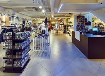 gibraltar/queensway-quay/shop/trends
