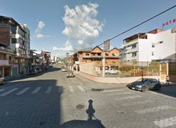 ecuador/macas/shop/beautiful-shopping