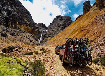 peru/salkantay-trail/shop/haku-expeditions-s-a-c