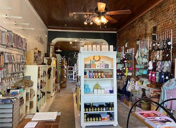 new-york/hunter-mountain/shop/perfect-blend-yarn-tea-shop