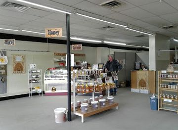 wyoming/big-horn-county/shop/queen-bee-gardens