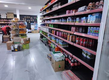 maldives/thoddoo/shop/moo-ces-mart