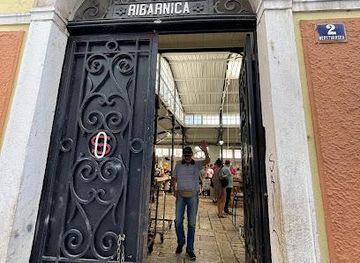 croatia/dalmatia/shop/fishmarket