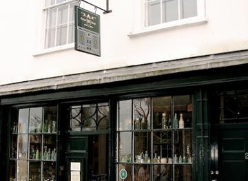 guernsey/jethou/shop/national-trust-of-guernsey-victorian-shop-and-parlour-at-26-cornet-street