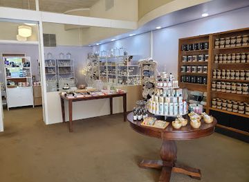 kansas/topeka/shop/with-jules