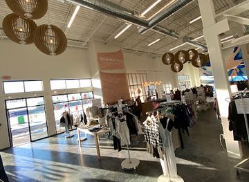 arkansas/bentonville/shop/beautiful-lives-thrift-boutique-bentonville