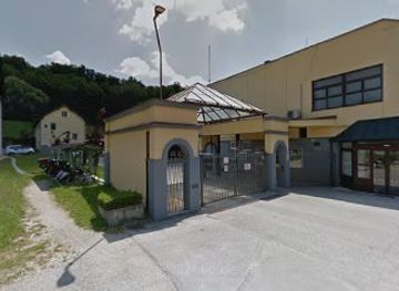 slovenia/rogaska-slatina/shop/steklarski-hram-trgovina-gostinstvo-in-storitve-d-o-o