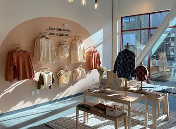 missouri/st-louis/grand-center/shop/polished-prints