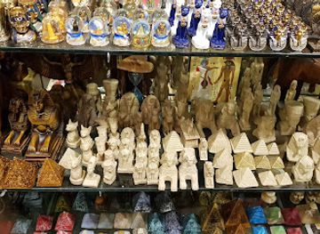 egypt/cairo/islamic-cairo/shop/gift-shop-bazaar